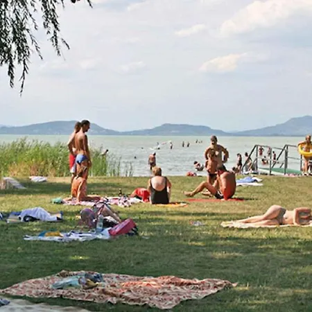 Ferienhaus Holiday In 34949 Balatonfenyves